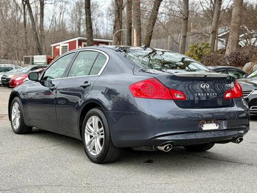 2013 INFINITI G37x Base