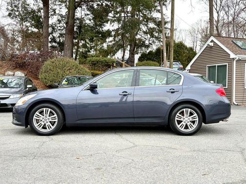 2013 INFINITI G37x Base