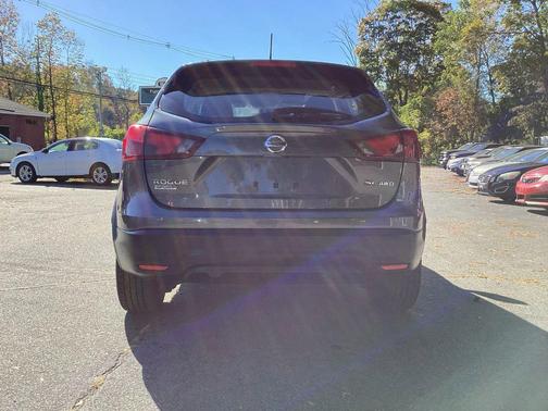 2018 Nissan Rogue Sport SL