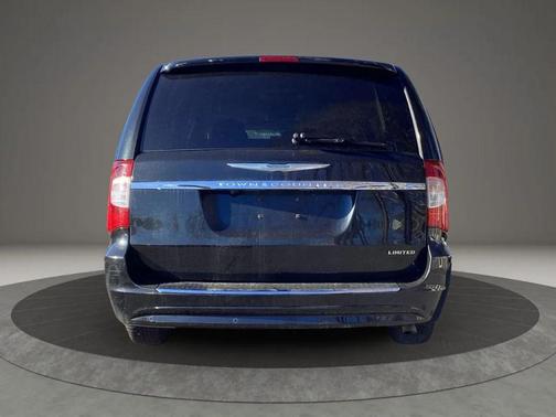 2016 Chrysler Town & Country Limited