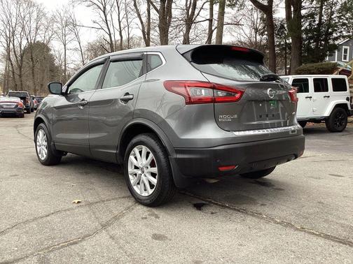 2020 Nissan Rogue Sport S