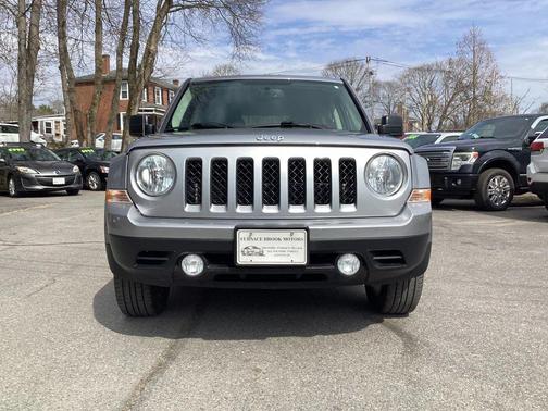 Billet Silver Metallic Clearcoat 2017 Jeep Patriot Sport