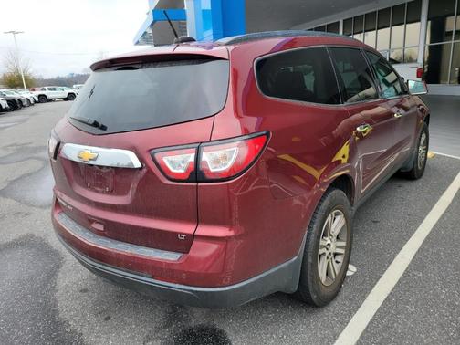 2017 Chevrolet Traverse 2LT