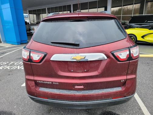 2017 Chevrolet Traverse 2LT