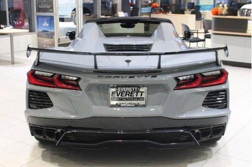 2025 Chevrolet Corvette Stingray w/2LT
