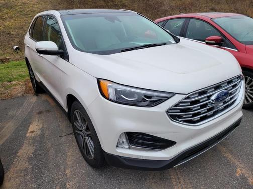 2019 Ford Edge Titanium