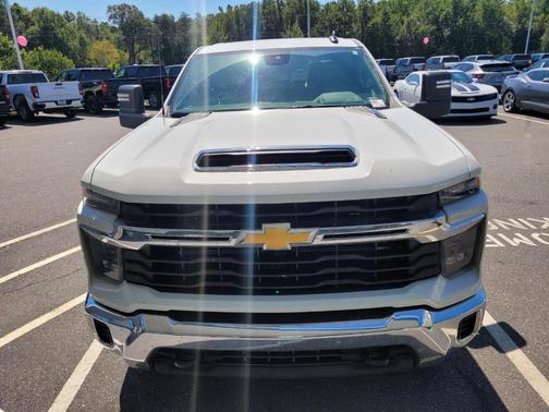 2024 Chevrolet Silverado 2500 LT