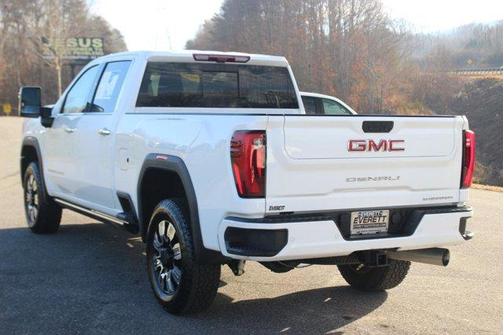 2024 GMC Sierra 2500 Denali