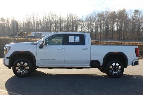 2024 GMC Sierra 2500 Denali