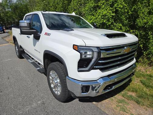 Summit White 2024 Chevrolet Silverado 2500 LTZ