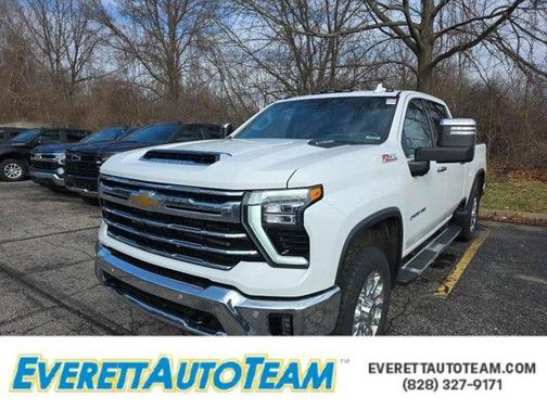Summit White 2024 Chevrolet Silverado 2500 LTZ