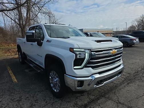 Summit White 2024 Chevrolet Silverado 2500 LTZ