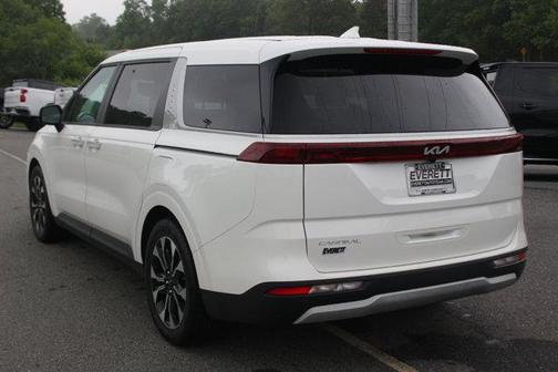2023 Kia Carnival EX