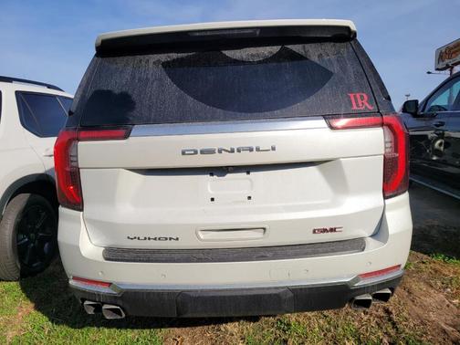 2025 GMC Yukon XL Denali