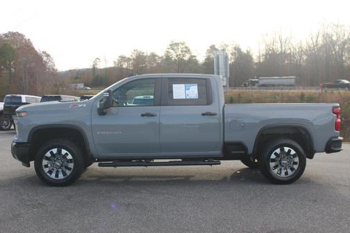 2025 Chevrolet Silverado 2500 Custom