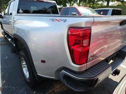 2022 Chevrolet Silverado 3500 LT