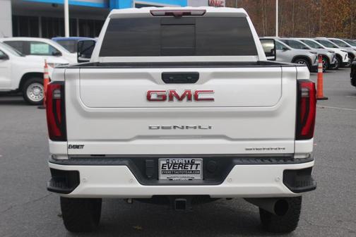 2024 GMC Sierra 2500 Denali