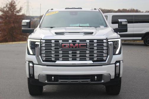 2024 GMC Sierra 2500 Denali