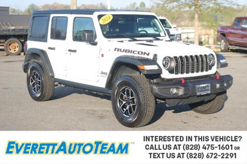Bright White Clearcoat 2024 Jeep Wrangler Rubicon