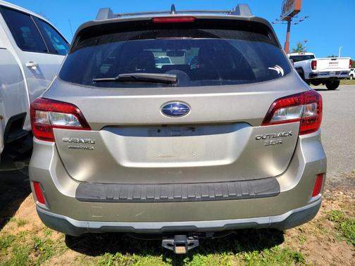 2016 Subaru Outback 3.6R Limited