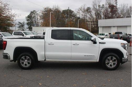 2024 GMC Sierra 1500 SLT