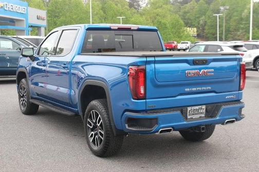 2024 GMC Sierra 1500 AT4