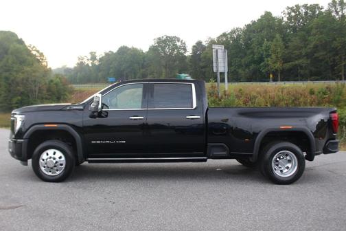 2024 GMC Sierra 3500 Denali Ultimate