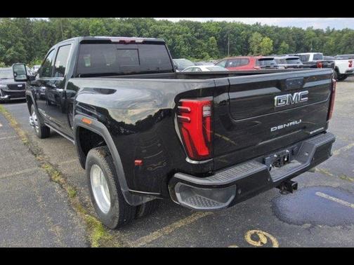 2024 GMC Sierra 3500 Denali Ultimate