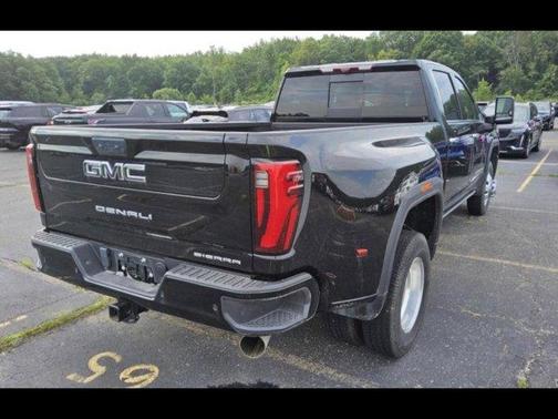 2024 GMC Sierra 3500 Denali Ultimate