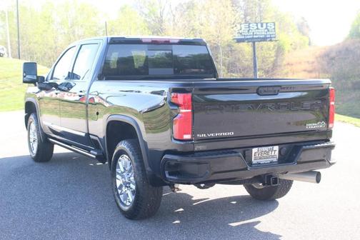 Black 2025 Chevrolet Silverado 2500 High Country