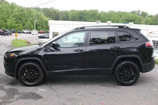 2023 Jeep Cherokee Altitude Lux