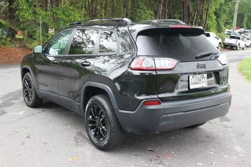 2023 Jeep Cherokee Altitude Lux