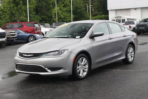 2016 Chrysler 200 Limited