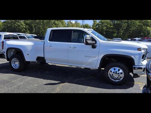 2025 Chevrolet Silverado 3500 LTZ