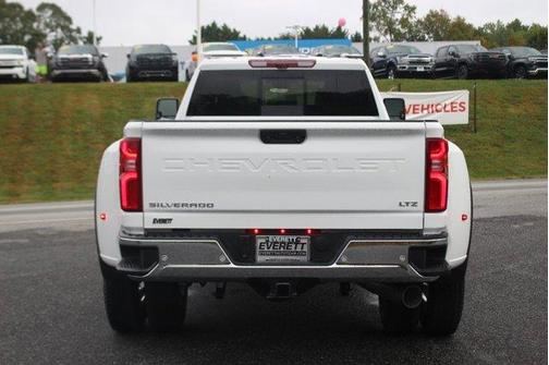 2025 Chevrolet Silverado 3500 LTZ