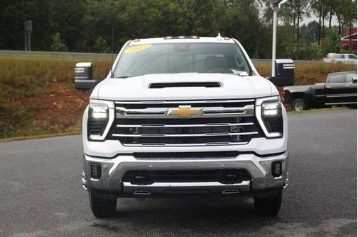 2025 Chevrolet Silverado 3500 LTZ
