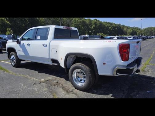 2025 Chevrolet Silverado 3500 LTZ