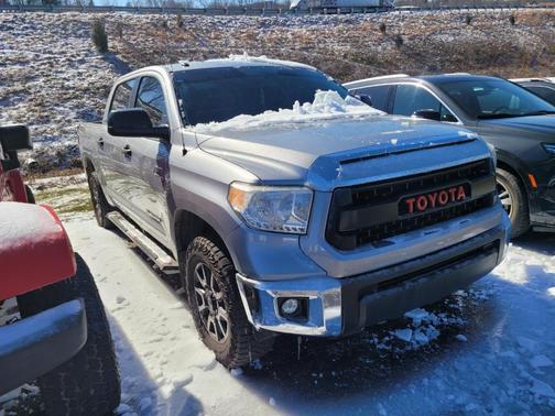 2016 Toyota Tundra SR5