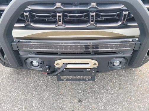 2023 GMC Canyon AT4X