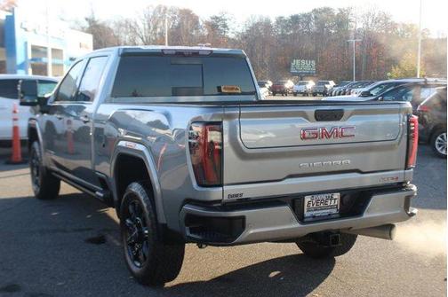 2024 GMC Sierra 2500 AT4