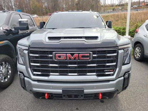 2024 GMC Sierra 2500 AT4