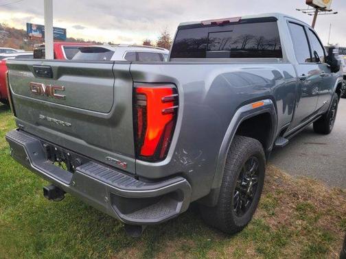 2024 GMC Sierra 2500 AT4