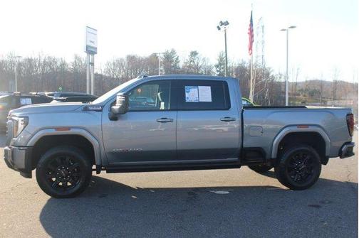 2024 GMC Sierra 2500 AT4