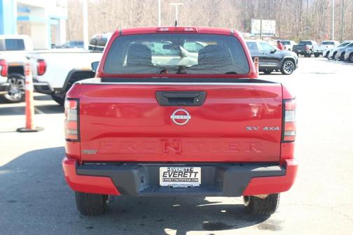 2023 Nissan Frontier SV