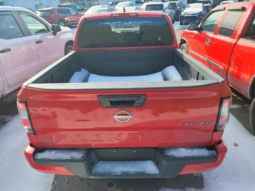 2023 Nissan Frontier SV