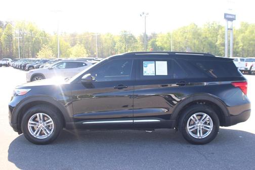 Agate Black Metallic 2023 Ford Explorer XLT