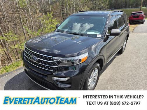 Agate Black Metallic 2023 Ford Explorer XLT