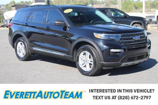 Agate Black Metallic 2023 Ford Explorer XLT