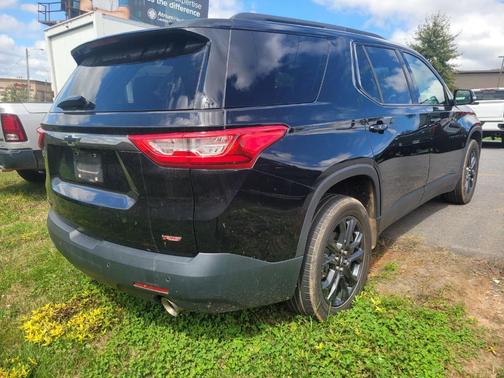 2021 Chevrolet Traverse RS