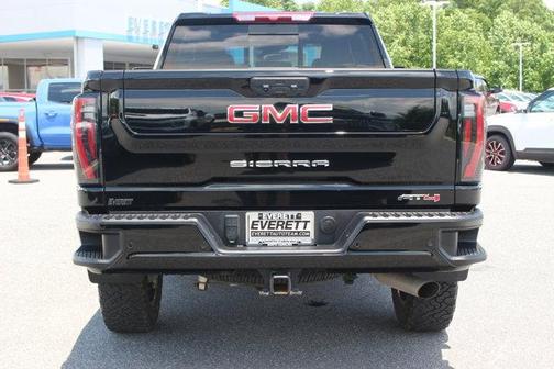 2024 GMC Sierra 2500 AT4